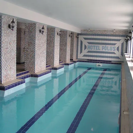 Polus بودابست