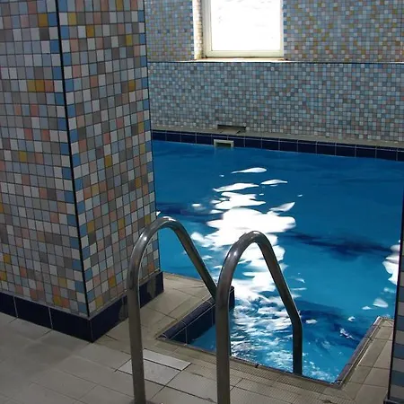 Polus بودابست