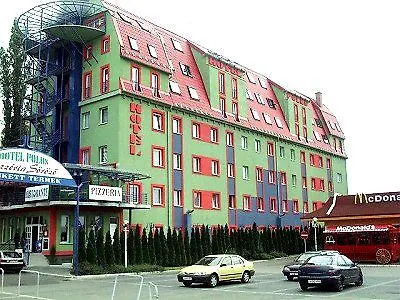 Polus Hotel
