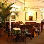 Hotel Polus
