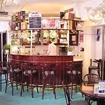 Polus Hotel