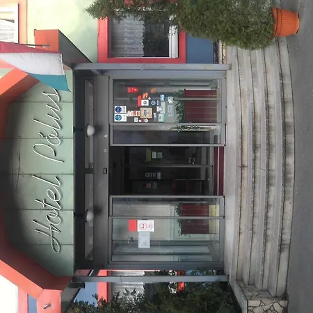 Polus Hotel 3*